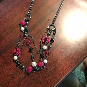 Black chain pink flower necklace